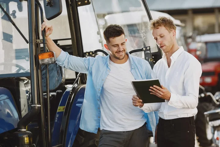Leasing ładowarki czołowej w 2025 roku – warunki, wymagania, najczęstsze błędy
