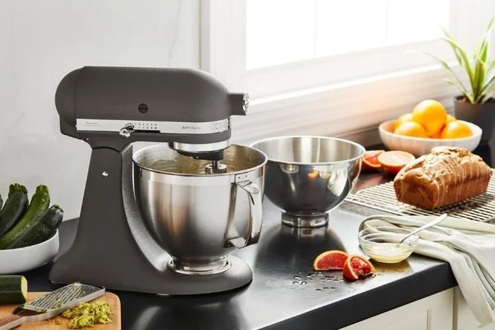 Jak wielofunkcyjny robot kuchenny zmienia codzienne gotowanie i oszczędza czas?