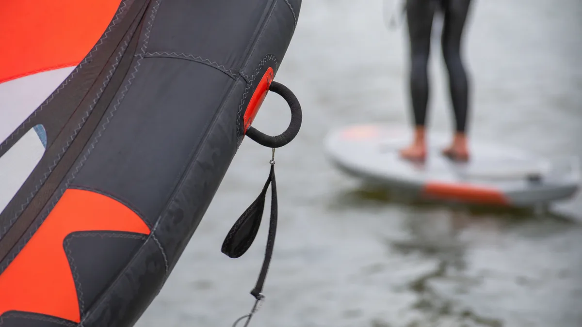 Jeden kurs, dwa sporty na wodzie. Młodzież trenuje w Kiekrzu