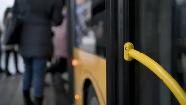 Handlowa niedziela w Poznaniu. Wzmocnione autobusy dowiozą do galerii