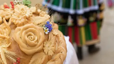 Słowianie, rodzimowiercy i współczesna moda na dawne tradycje