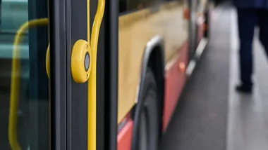 Na mecz Lecha z Rakowem pojedzie więcej autobusów i tramwajów
