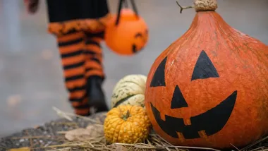 Halloween na obiektach POSiR. Słodki gest i wieczór grozy