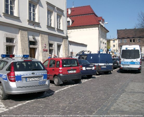 Policja Poznań: ŚWIEĆ PRZYKŁADEM