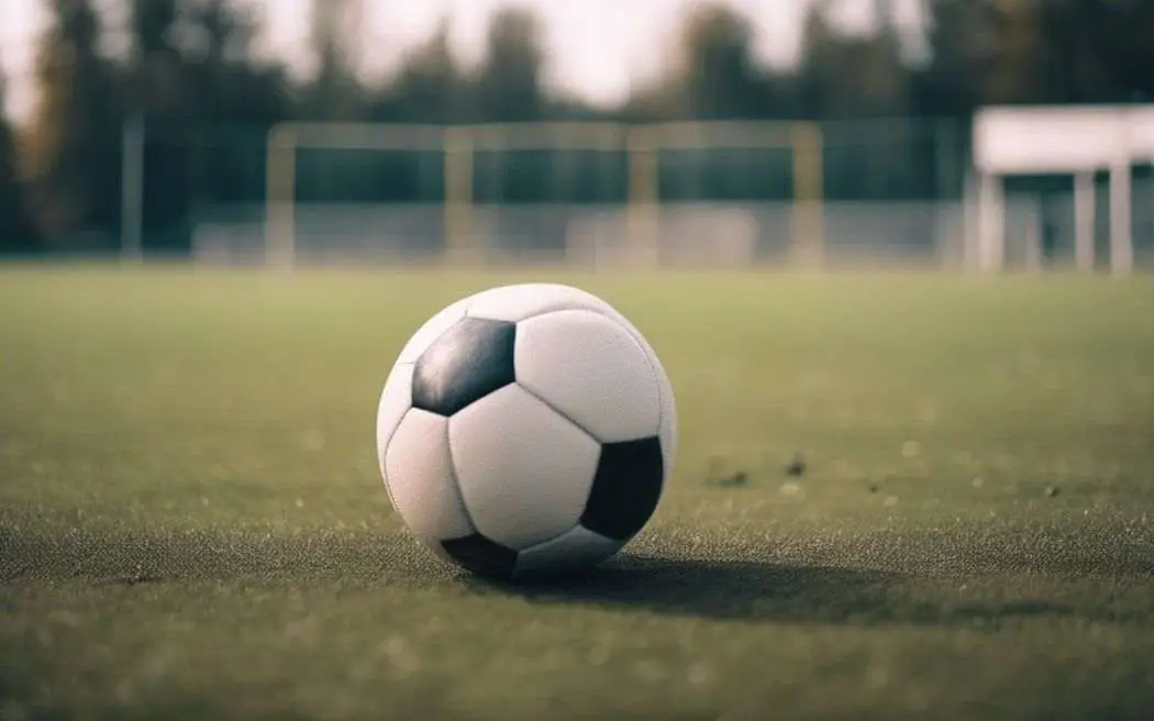 Weekend sportowych wydarzeń na obiektach POSiR - lodowisko, piłka ręczna i koszykówka