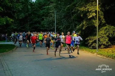 Grafika promocyjna wydarzenia Kiprun Poznań Malta #64 — bezpłatne spotkanie biegowe i nordic walking nad Maltą