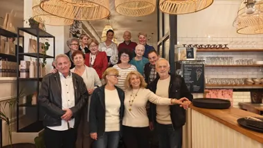 Grafika promocyjna wydarzenia Poznań pogaduchy offline – spotkanie przy kawie dla stomików w Poznaniu