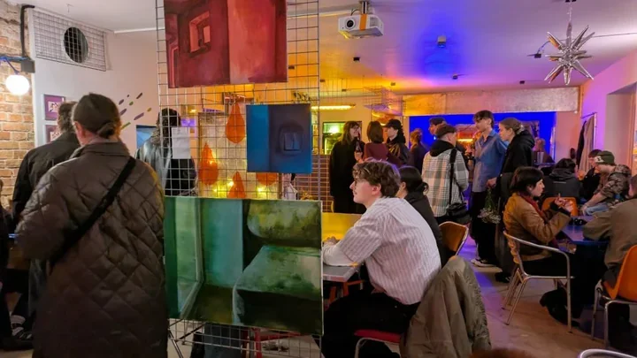 Młodzi artyści rozbrajają nostalgię w poznańskiej Ślinie