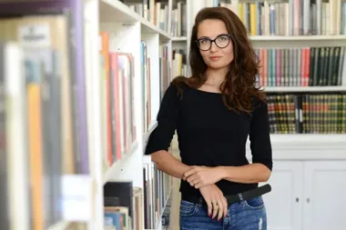 Poznańska oficyna kończy 70 lat i otwiera drzwi do nowej księgarni