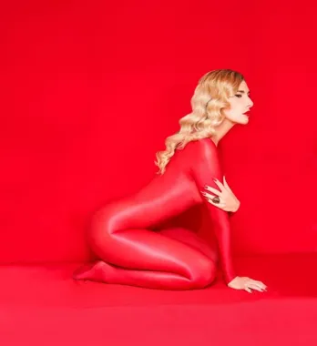 Maja Koman wraca z płytą, która drapie po nerwach i nie daje spokoju