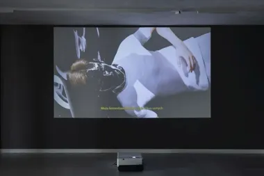 Obcy mieszka w nas - praca z Poznania, która przewraca spojrzenie na człowieka