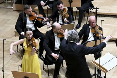 Amadeus w Auli UAM przeszedł od uśmiechu Mozarta do ciemności Szostakowicza