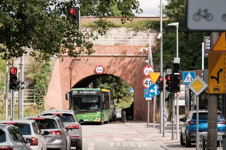 Wykop na Kościelnej zmieni ruch na Jeżycach. Ciężarówki pojadą objazdem
