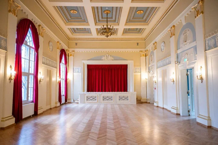 Remont Domu Tramwajarza kosztował 10 mln zł. Sala odzyskała balkon