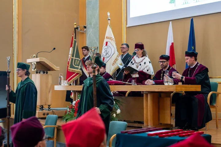 100 lat i ponad 8 tysięcy studentów. Inauguracja na UEP