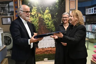 Sto lat EMKAP. Rodzinna pracownia kołder i poduszek wciąż działa przy Gołębiej