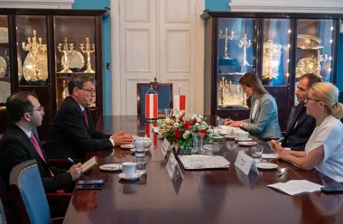 Ambasador Austrii odwiedził Poznań. Rozmowy objęły biznes i kulturę