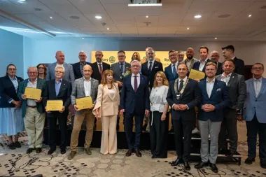 Rotary zebrało 410 tys. zł dla neonatologii. Wsparcie przekazano w Poznaniu