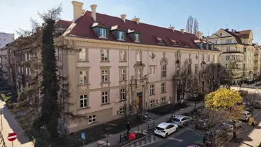 Dom Tramwajarza odzyskuje dawny blask i dostanie windę w zabytkowym wnętrzu