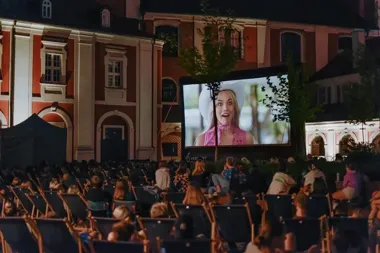 Filmowe lato w Poznaniu trwa. Seanse pod chmurką są niemal wszędzie