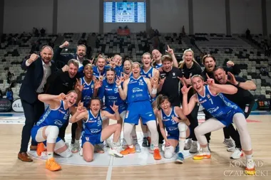 Poznańskie koszykarki przełamały 22 lata ciszy i są już w finale