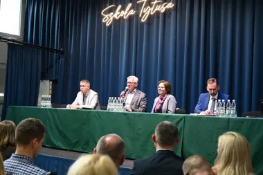 Na Woli padły trudne pytania. Jaśkowiak odpowiadał o hałasie i drogach