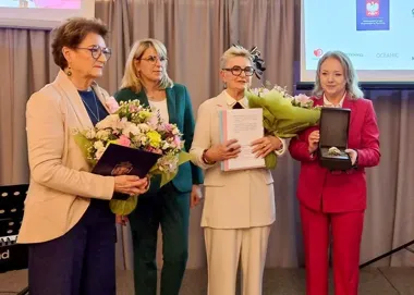 Srebrna Pieczęć dla poznańskich Amazonek za 35 lat wsparcia kobiet po raku piersi