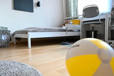 Poznań szuka nowych rodzin zastępczych i pokazuje, jak przejść całą drogę