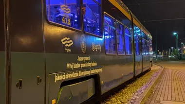 Poznański tramwaj zamienił się w laboratorium. Światło zmienia się podczas jazdy