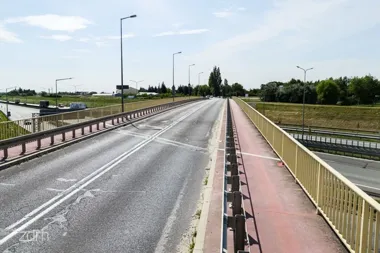 Na wiadukcie nad A2 zmieni się organizacja ruchu. Rusza remont nawierzchni