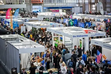 Setki spotkań i znani autorzy – targi książki z równoległymi targami edukacyjnymi