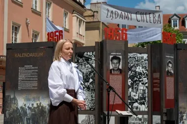 Wystawa na Placu Kolegiackim. Poznań oddaje głos bohaterom Czerwca ''56