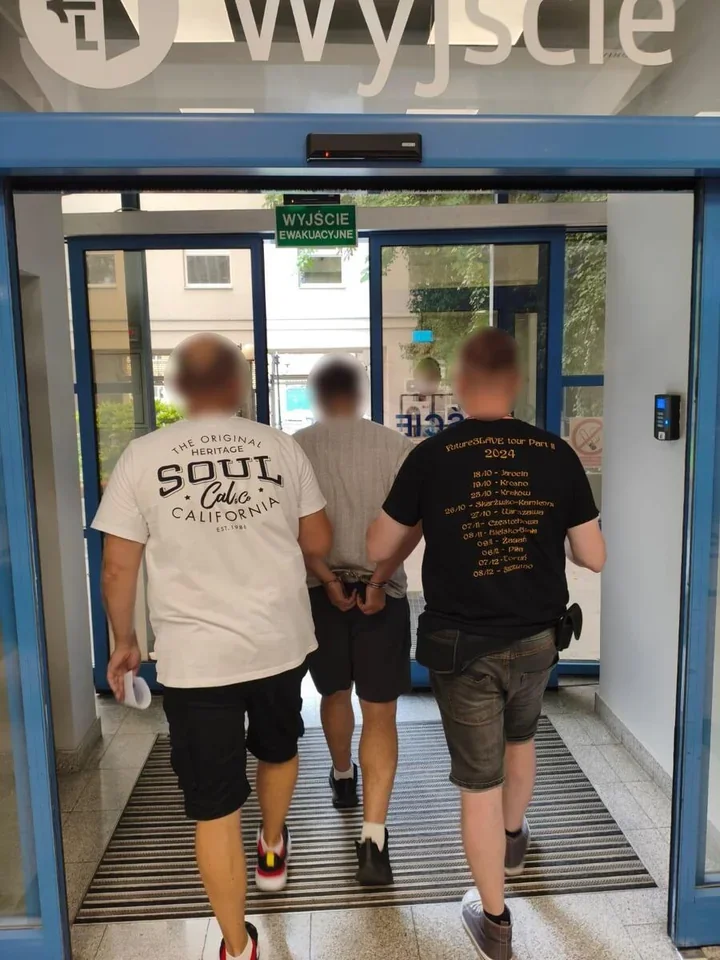29-latek ignorował zakaz prowadzenia. Po ośmiu wykroczeniach przekazano go Straży Granicznej