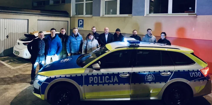 Nowy radiowóz dla Grunwaldu - połowa kosztów pokryta przez rady osiedli