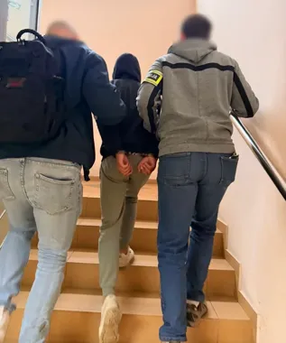 Broń okazała się zabawką - 13- i 14-latek zatrzymani po groźbach