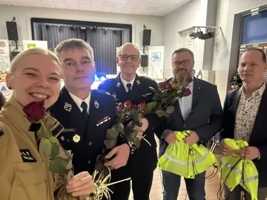 Druhny z powiatu poznańskiego świętowały w Kostrzynie – kwiaty, koncert i podziękowania