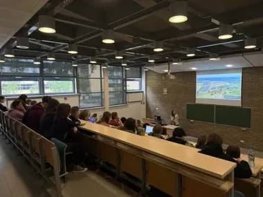 Studenci UAM zajrzeli za kulisy poznańskiej gospodarki odpadami