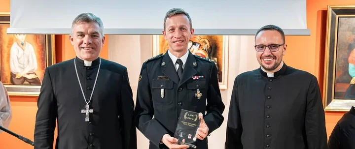 Komenda PSP w Poznaniu nagrodzona - Laur Uznania za program Budujemy Bezpieczeństwo