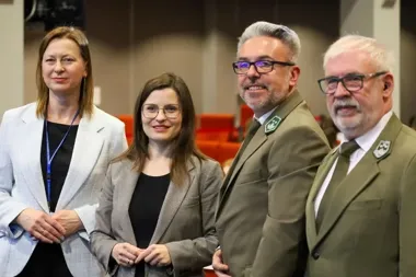 Jak zatrzymać wodę zanim zniknie z pól, lasów i miast