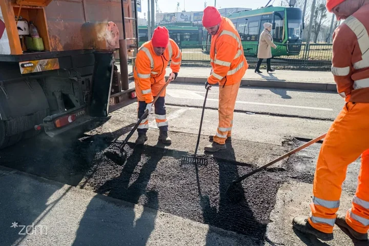 Prace drogowe w kilku punktach Poznania – przejazd przy Krańcowej jest nieprzejezdny