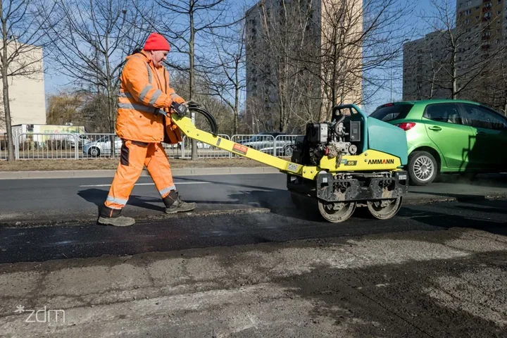 Na kilku ulicach ruszają naprawy nawierzchni. Trzeba uważać na Janikowskiej