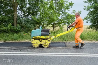 Dwa remonty i naprawy jezdni na ulicach Poznania. Kierowcy muszą uważać