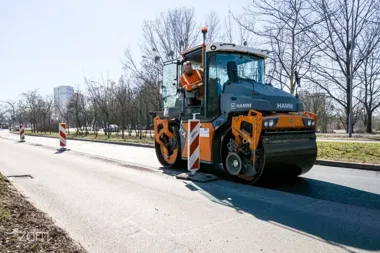 Poznańskie ulice dostaną dziś szybkie łaty, a ekipy wejdą też na wiadukt