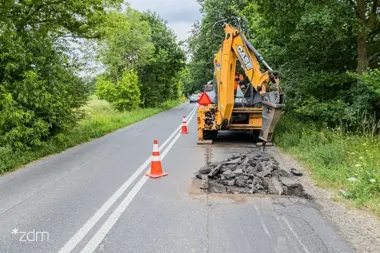 Naprawy nawierzchni na kilku ulicach Poznania. Drogowcy ostrzegają