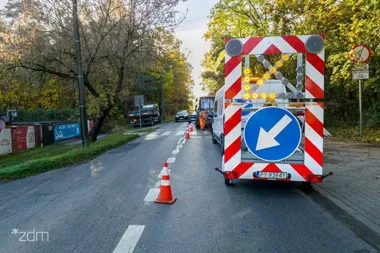 Wymiana nawierzchni i zwężenie jezdni. Prace drogowe w kilku częściach Poznania