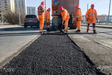 Na kilku ulicach Poznania – drogowcy naprawią ubytki w nawierzchni