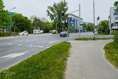 Piątkowska w przebudowie – przy Trójpole dojdzie pas dla autobusów i rowerów