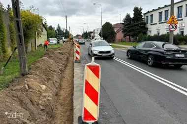 Na Starołęckiej trwa remont prawie 400 metrów chodnika