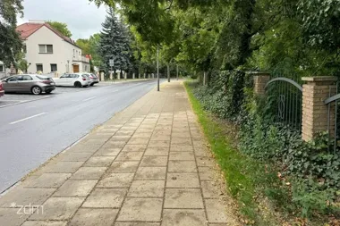 Ostatni zniszczony fragment zniknął. Nowy chodnik na św. Rocha