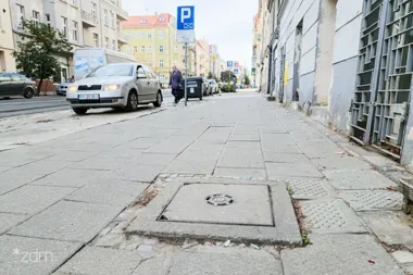 Ponad 624 tys. zł na remont chodnika na Górnej Wildzie – kierowcy przeparkują auta